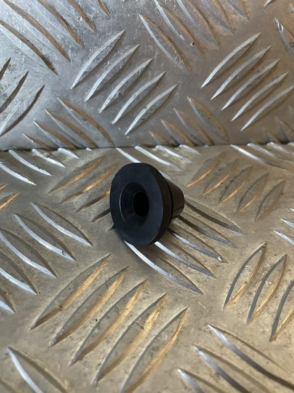 Onan 508-1164 Grommet - Image 2