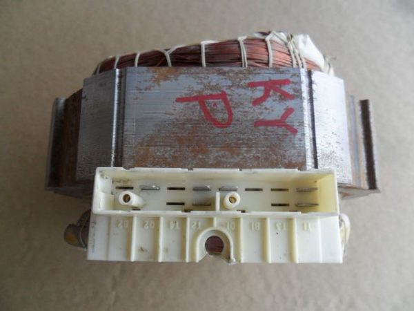 Onan Rotor 201-3539-S1 and Stator 220-4586-S1 used, Fits the RVQG 4000 or 4KY beginning at spec J